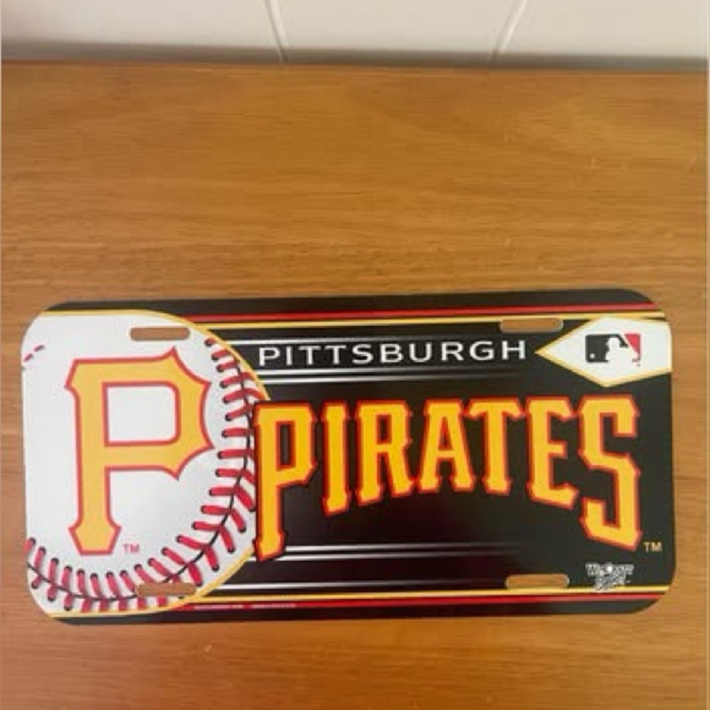 Pittsburgh Pirates License Plate.New Never Used Pittsburgh Pirates license plate